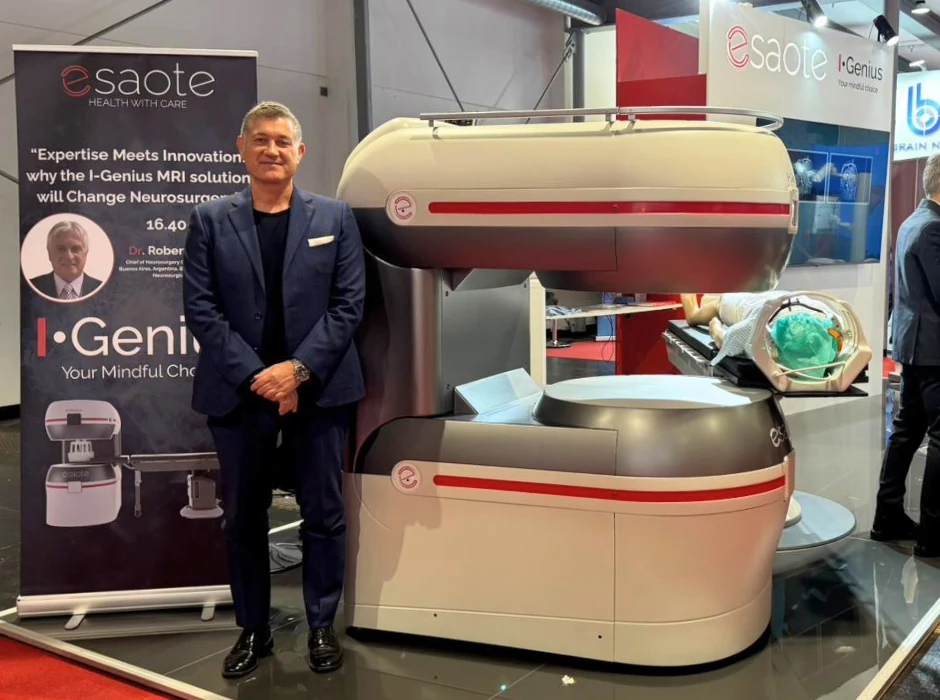Stand Esaote I-Genius au congrès EANS, Vienne, avec la présentation du Dr Roberto Herrera